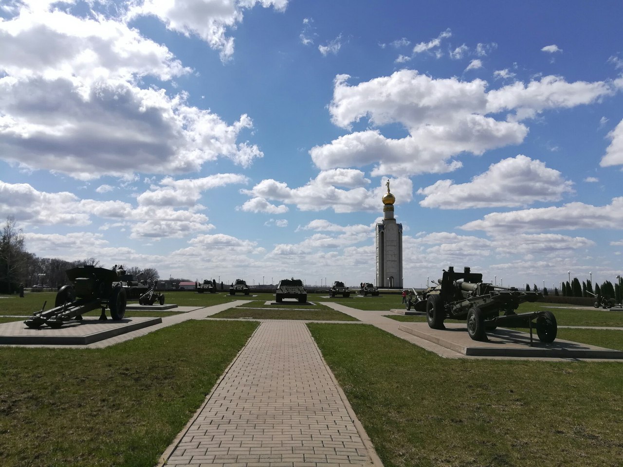 Прохоровка мемориальный комплекс